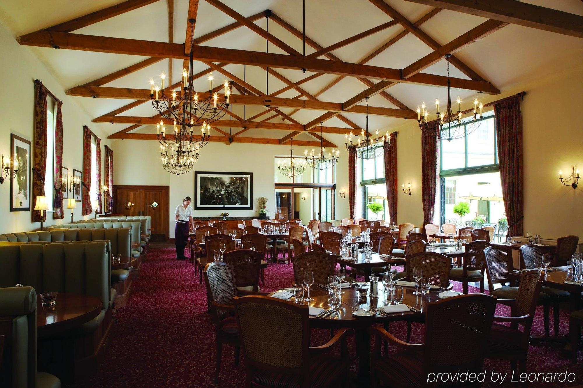 Luton Hoo Hotel, Golf And Spa Luton (Bedfordshire) Restaurante foto The dining room at the Leonia Hotel