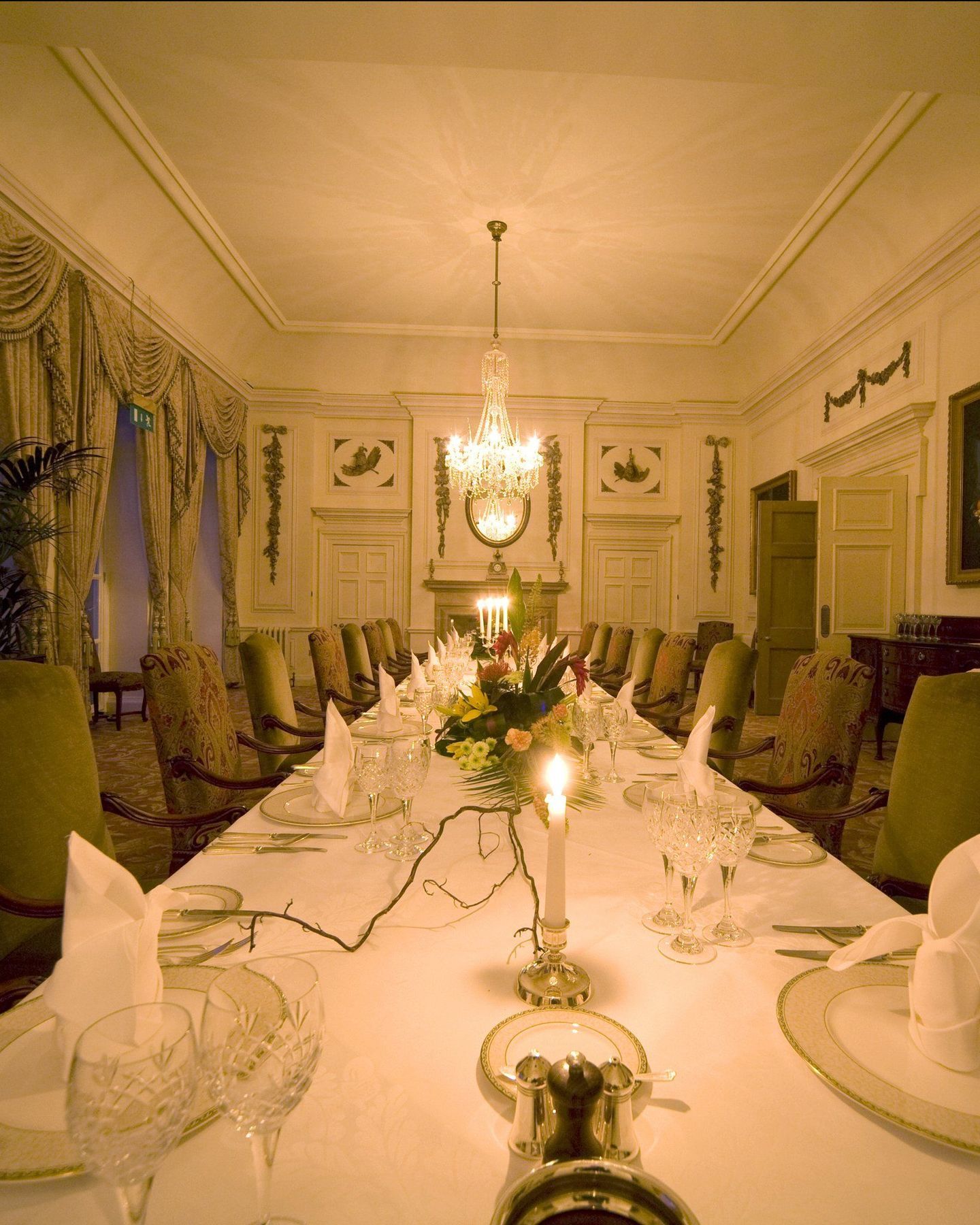 Luton Hoo Hotel, Golf And Spa Luton (Bedfordshire) Restaurante foto The Long Room