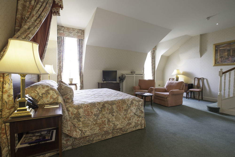 Luton Hoo Hotel, Golf And Spa Luton (Bedfordshire) Exterior foto A room at the hotel