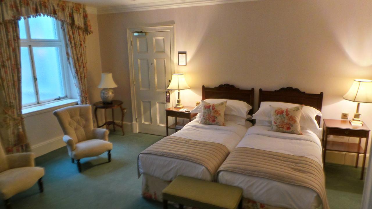 Luton Hoo Hotel, Golf And Spa Luton (Bedfordshire) Exterior foto A room at the hotel